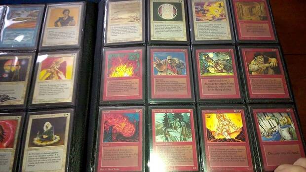 Magic arrancó en 1993 como un juego de cartas coleccionables. Hoy es toda una institución, y sus primeras ediciones se cotizan por valor de cientos y miles de dólares. ¿Tenéis por ahí un Black Lotus?